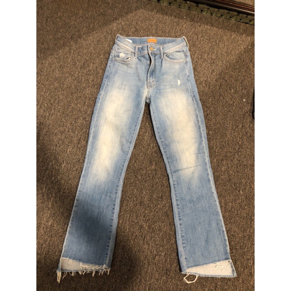 Cropped Step Fray Hem Mother Jeans 25